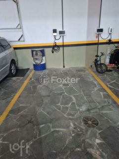 Image 17 - 1038692