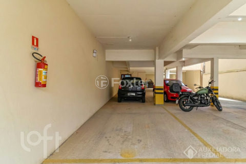 Image 38 - 1038694