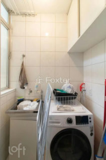 Image 4 - 1038699