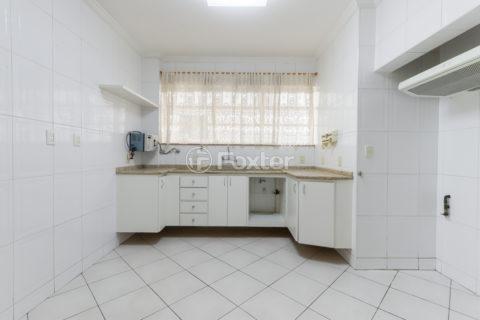 Image 21 - 1038767