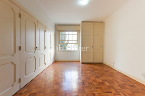 Image 44 - 1038767