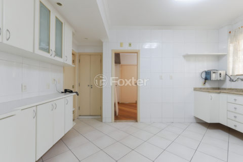 Image 24 - 1038767