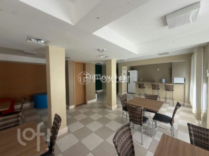 Image 22 - 1038771
