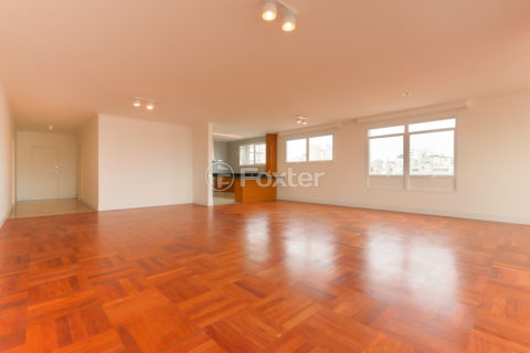 Image 3 - 1038794