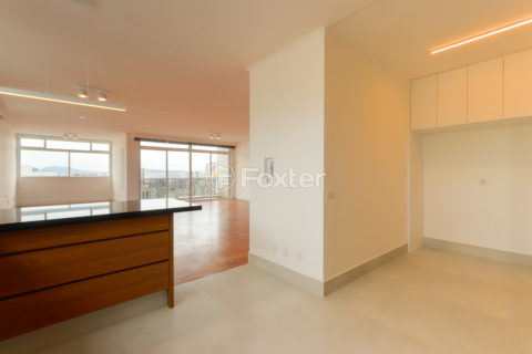 Image 41 - 1038794