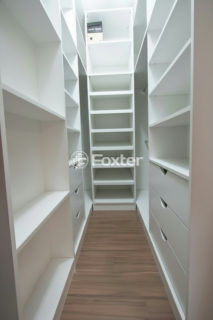 Image 9 - 1038836