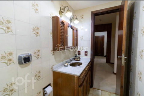 Image 19 - 1038837