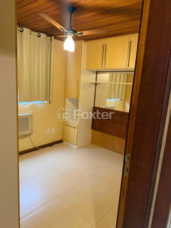 Image 6 - 1038844