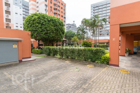 Image 37 - 1038850