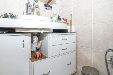 Image 39 - 1038858