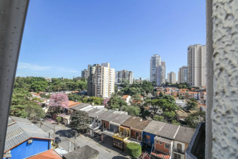 Image 43 - 1038858