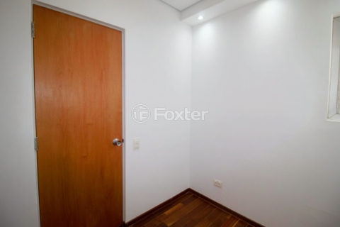 Image 21 - 1038870