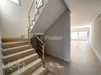 Image 7 - 1038905