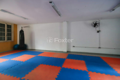 Image 23 - 1038930