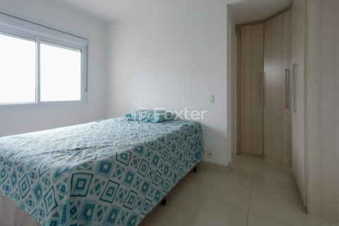 Image 11 - 1038930