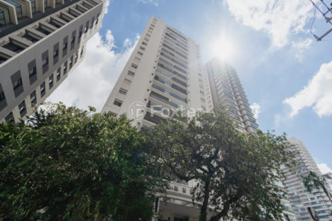 Image 32 - 1038931