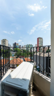 Image 44 - 1038941