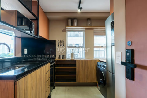 Image 13 - 1038941