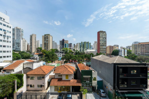 Image 47 - 1038941