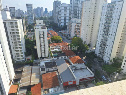 Image 26 - 1038942