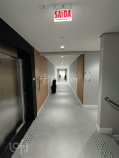 Image 2 - 1038954