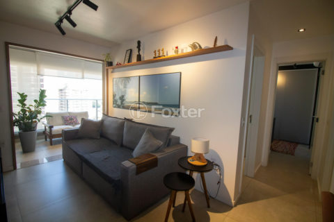 Image 4 - 1038999