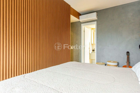 Image 7 - 1039001