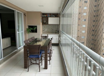 Image 3 - 1039005