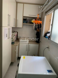 Image 11 - 1039005