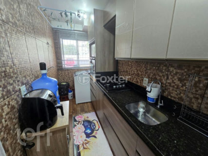 Image 10 - 1039025