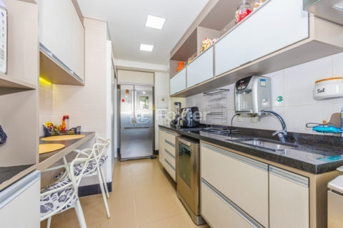 Image 30 - 1039039