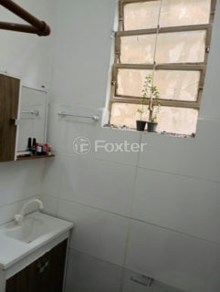 Image 9 - 1039075