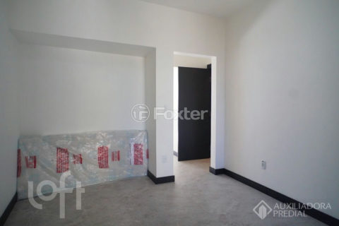 Image 19 - 1039152