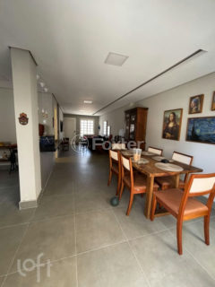 Image 2 - 1039178