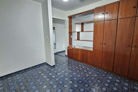 Image 4 - 1039246