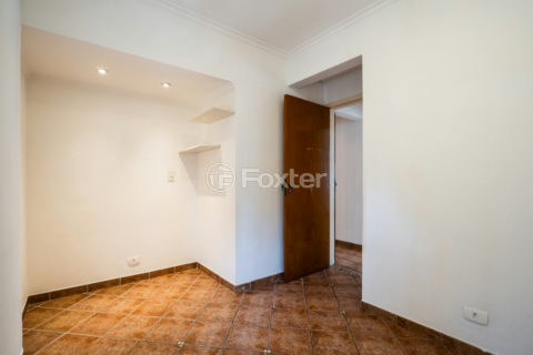 Image 31 - 1039248