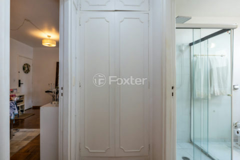 Image 13 - 1039249