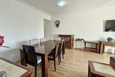 Image 9 - 1039253