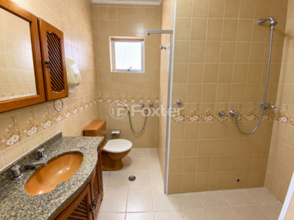 Image 46 - 1039256