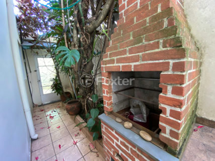 Image 34 - 1039256