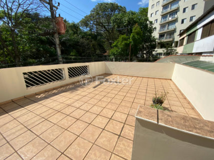 Image 7 - 1039256
