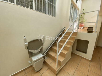 Image 3 - 1039256