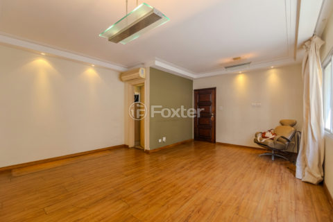 Image 3 - 1039257