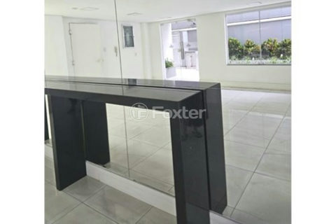 Image 21 - 1039265