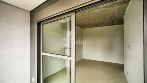 Image 32 - 1039266