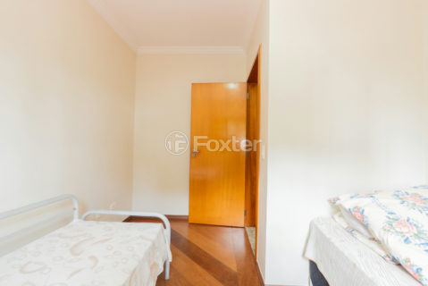 Image 23 - 1039271