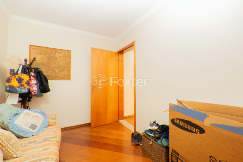Image 9 - 1039271