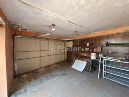 Image 33 - 1039274