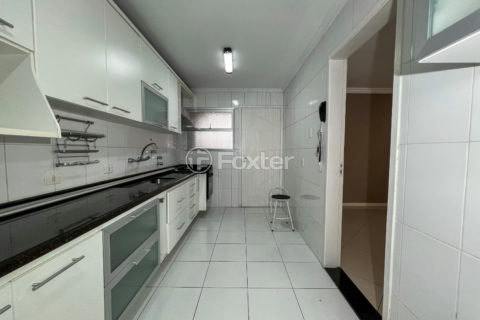Image 11 - 1039276