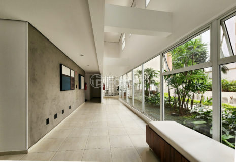Image 24 - 1039277
